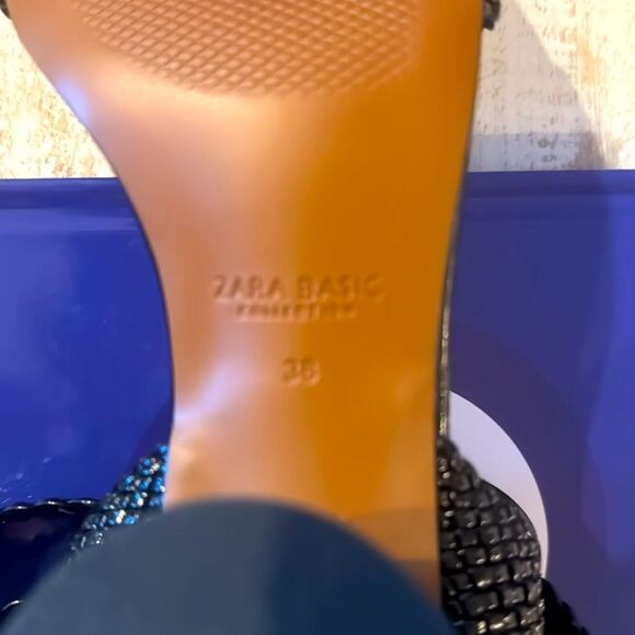 LIKE NEW Zara Black Wide Round Block Heeled Woven Sandals from 2019-Size 7.5/38 - Picture 14 of 15